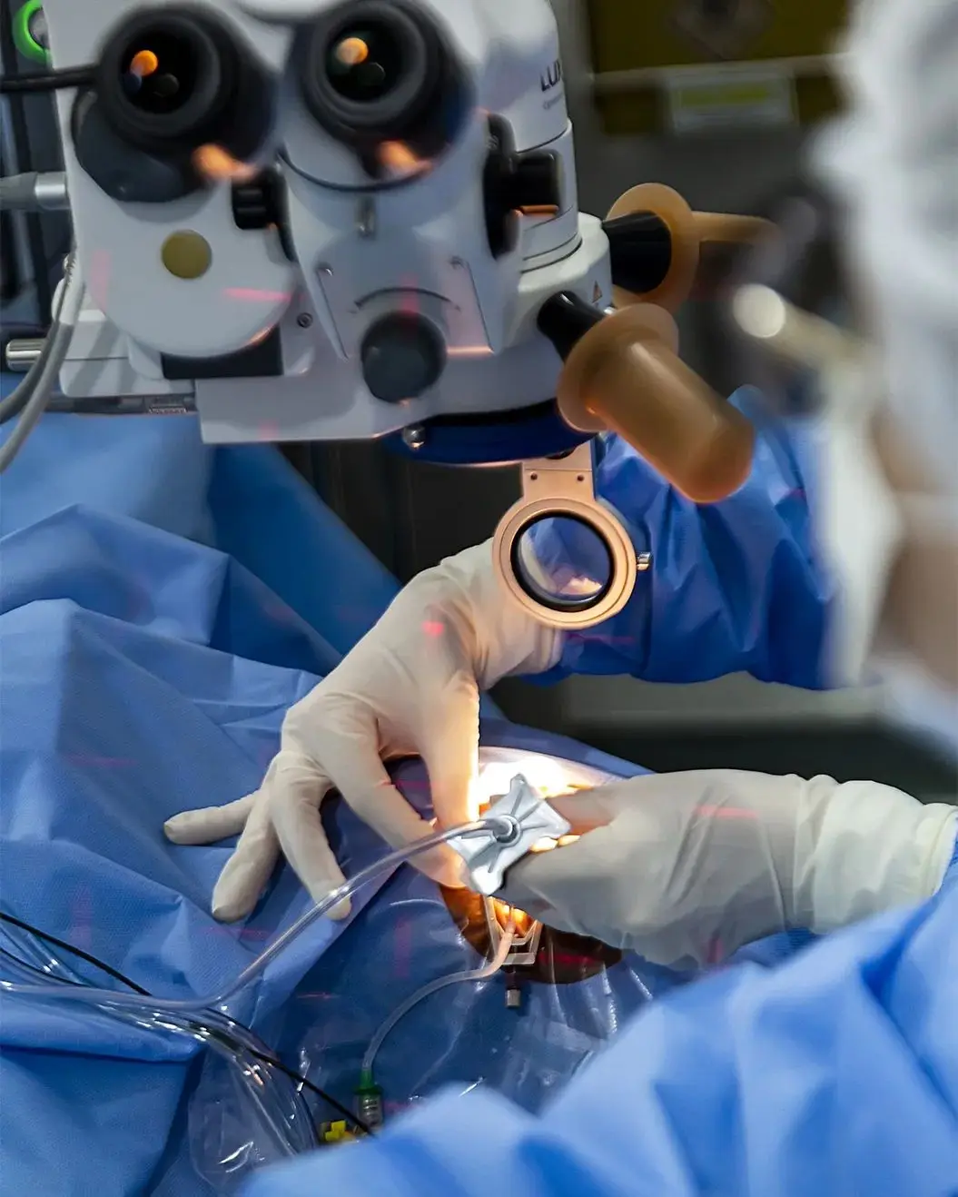 CLINOP - Clinica de Olhos Pegado Mais de 50 anos de história, pioneira em oftalmologia e tecnologia.